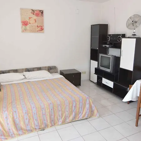 In - Istrien 47153 Apartment Poreč